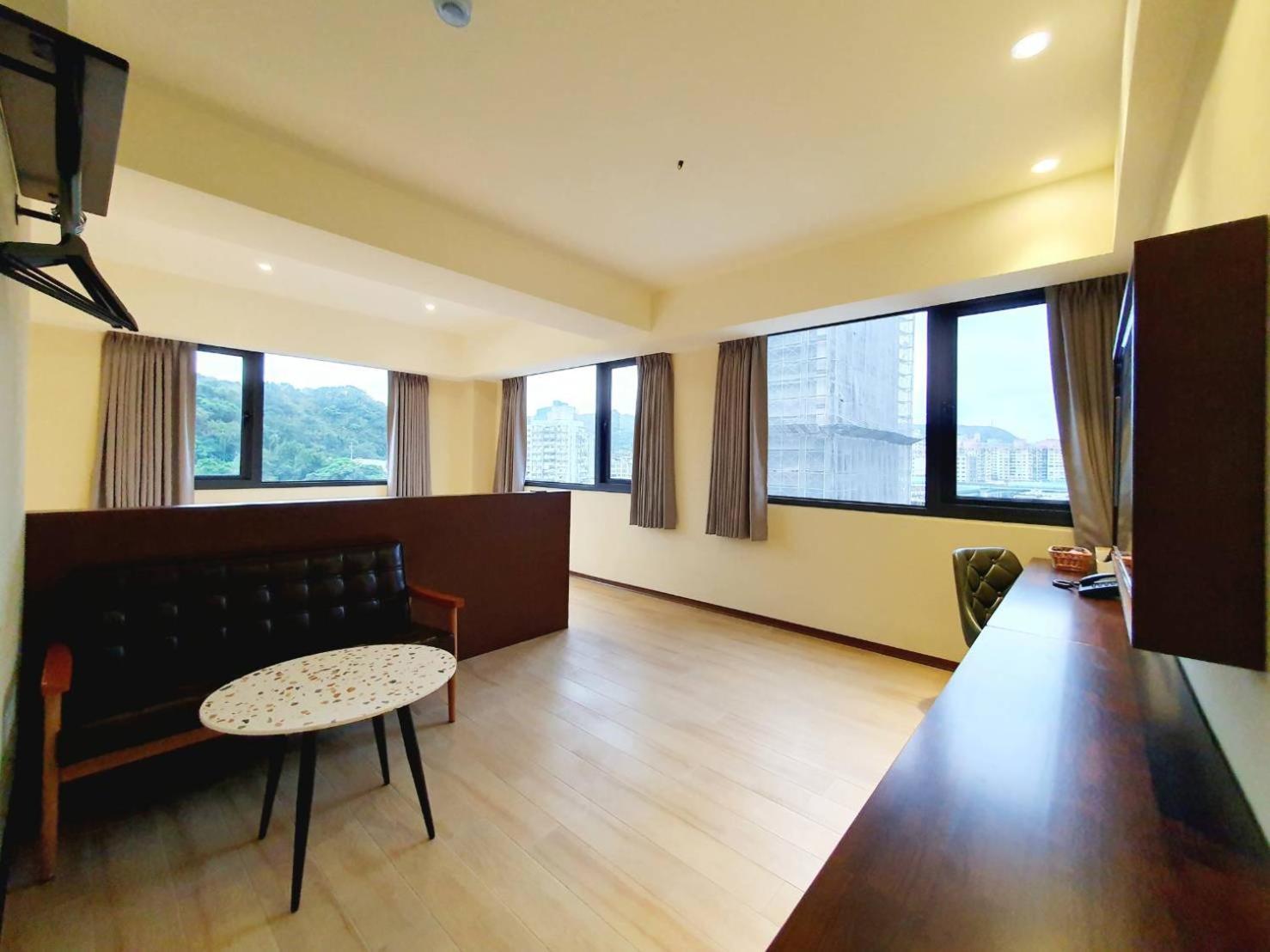 享住新大華館 Hotel จีหลง ภายนอก รูปภาพ