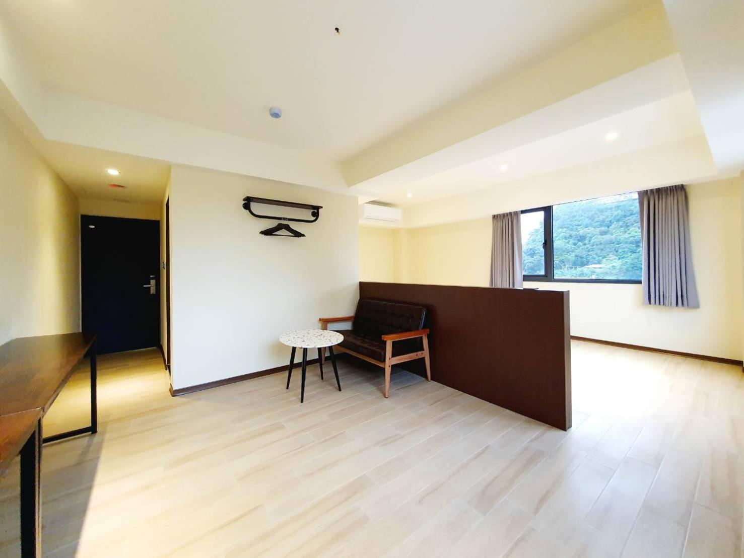 享住新大華館 Hotel จีหลง ภายนอก รูปภาพ