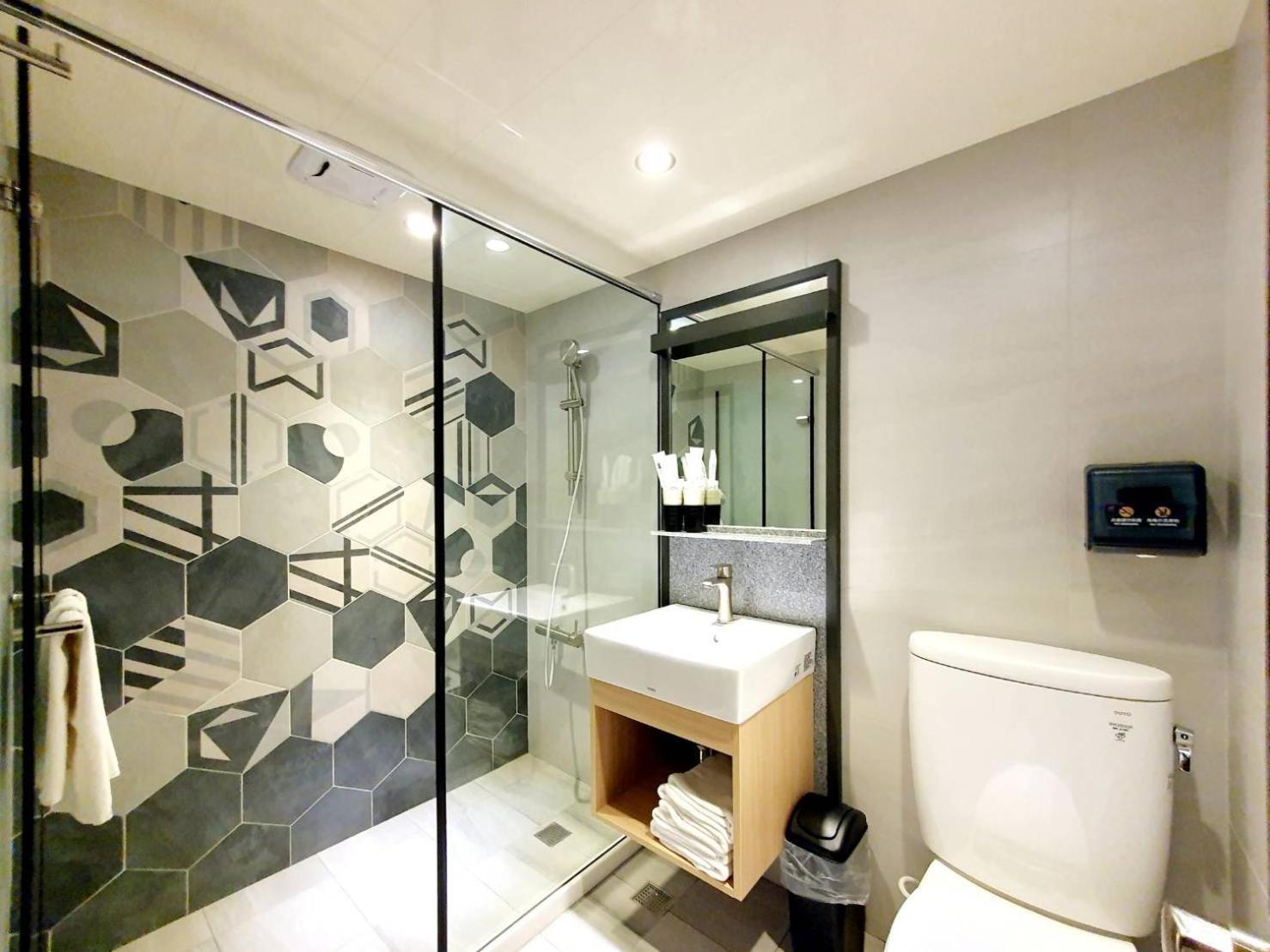 享住新大華館 Hotel จีหลง ภายนอก รูปภาพ