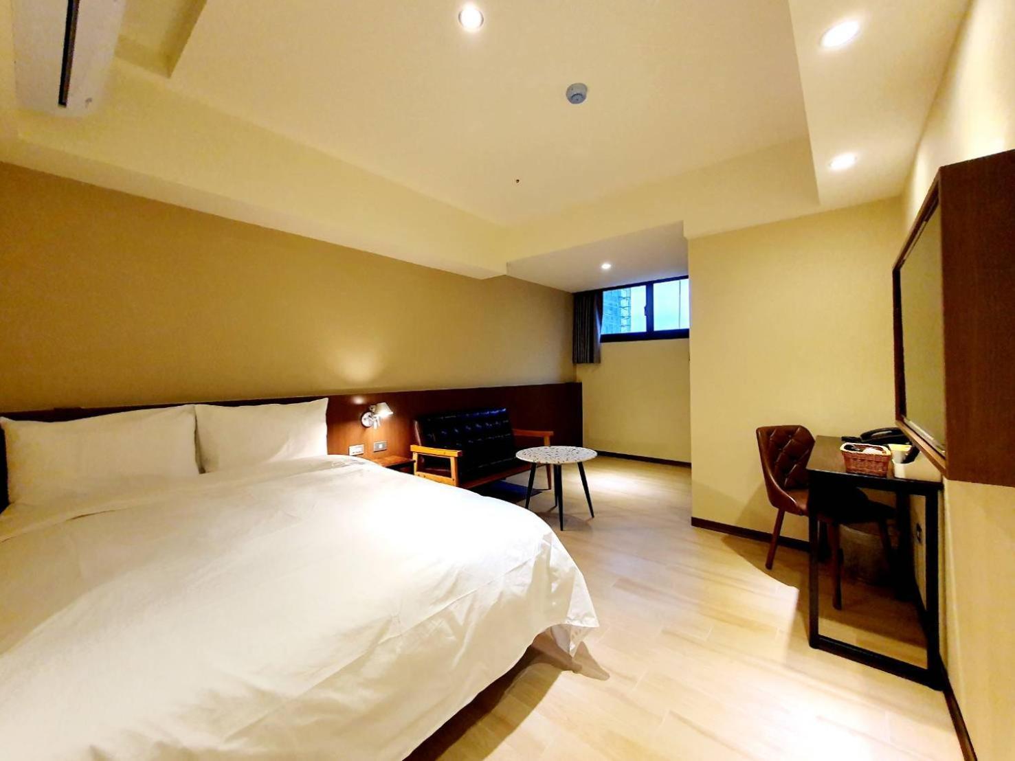 享住新大華館 Hotel จีหลง ภายนอก รูปภาพ