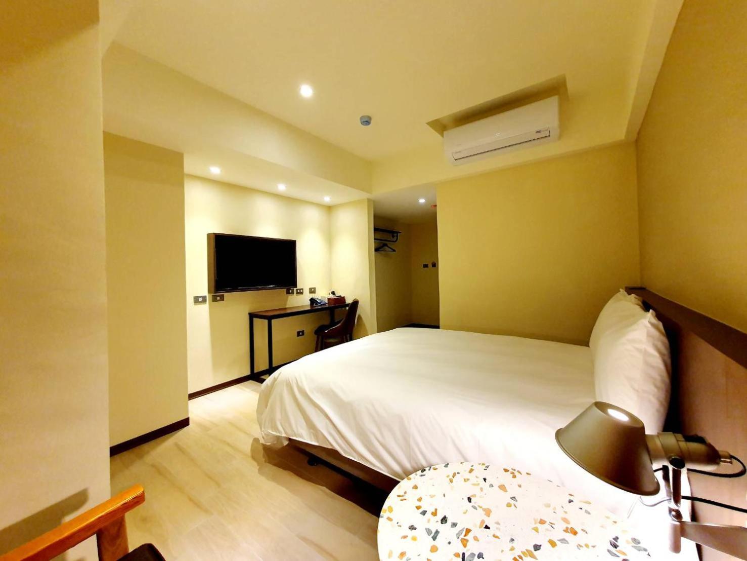享住新大華館 Hotel จีหลง ภายนอก รูปภาพ