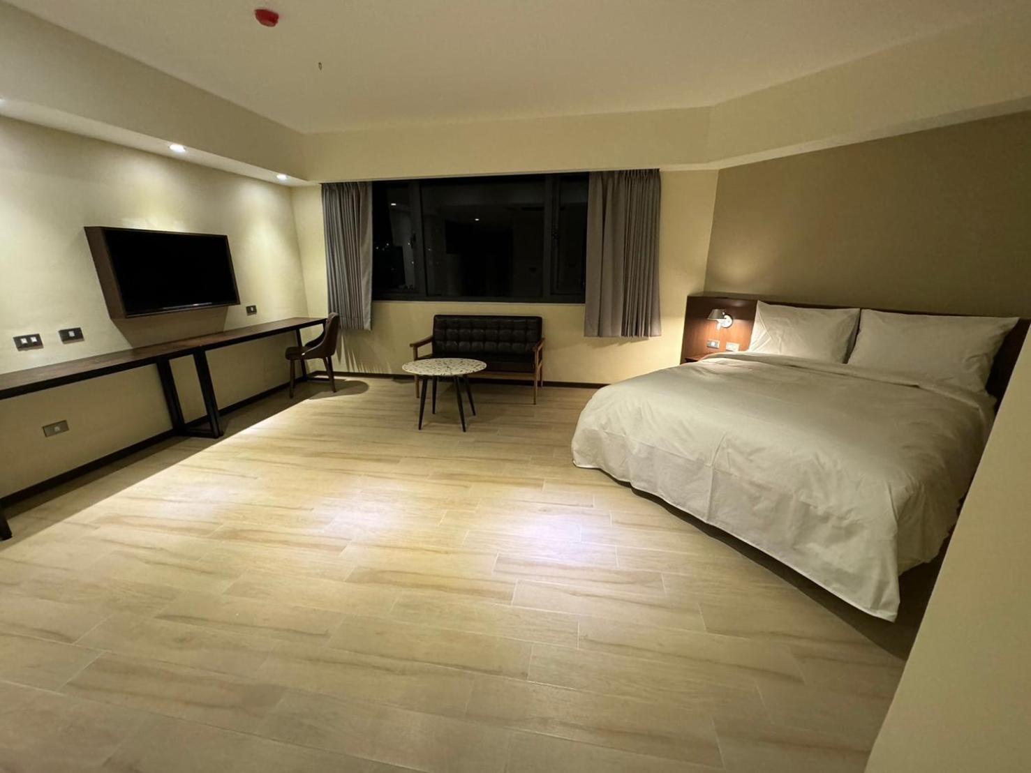 享住新大華館 Hotel จีหลง ภายนอก รูปภาพ