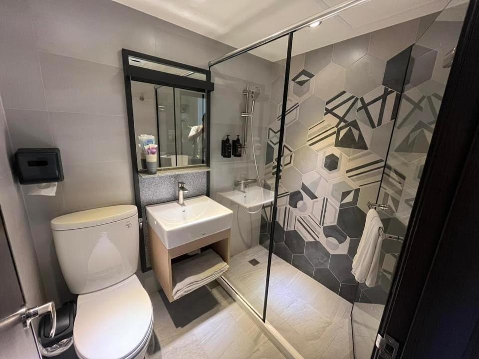 享住新大華館 Hotel จีหลง ภายนอก รูปภาพ