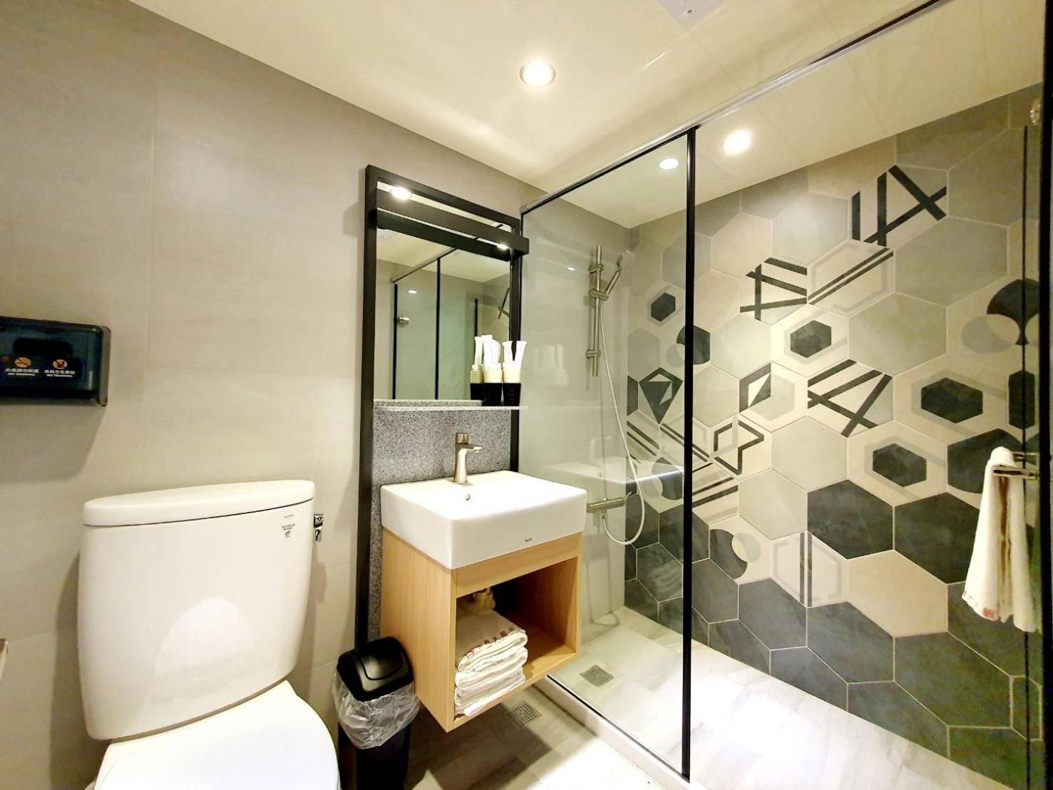 享住新大華館 Hotel จีหลง ภายนอก รูปภาพ