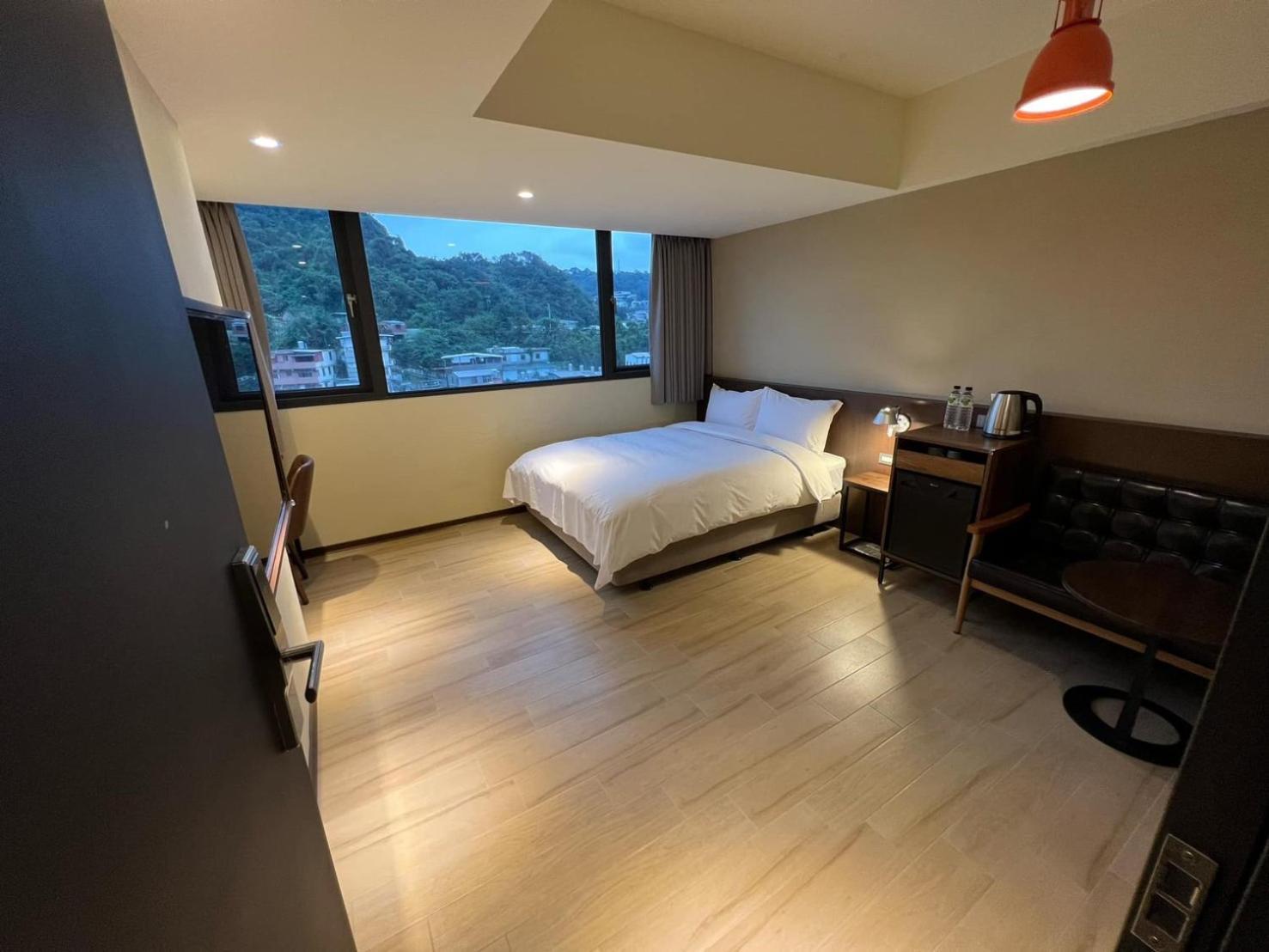 享住新大華館 Hotel จีหลง ภายนอก รูปภาพ