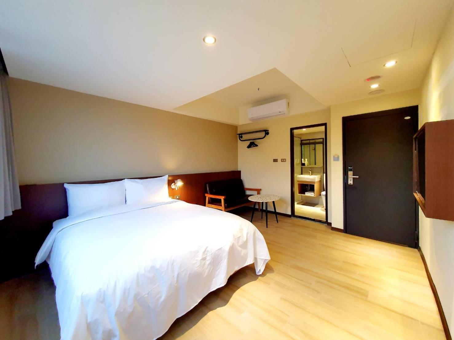 享住新大華館 Hotel จีหลง ภายนอก รูปภาพ
